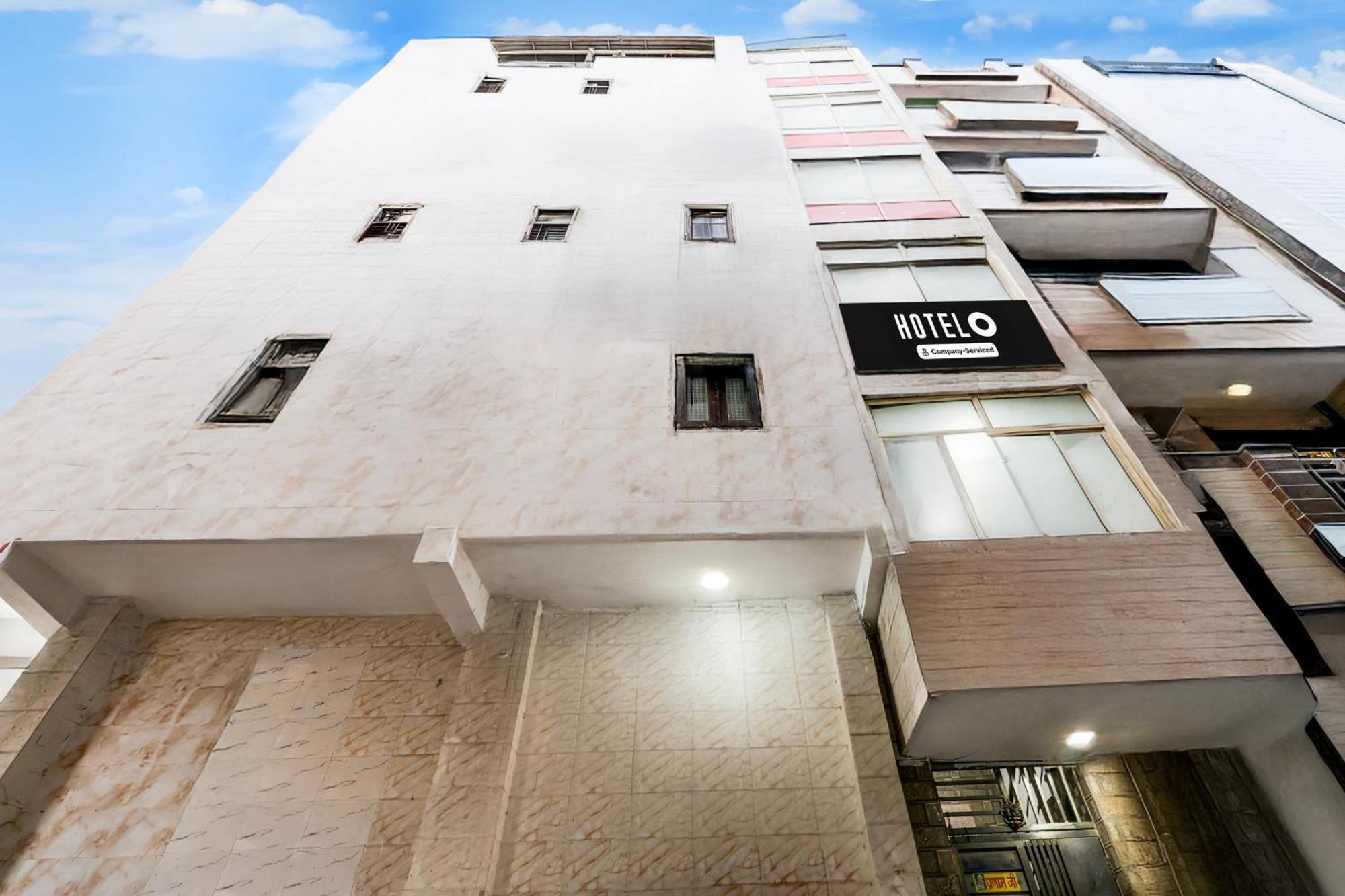 Super Hotel O Fazalpur Jāmb Exterior foto